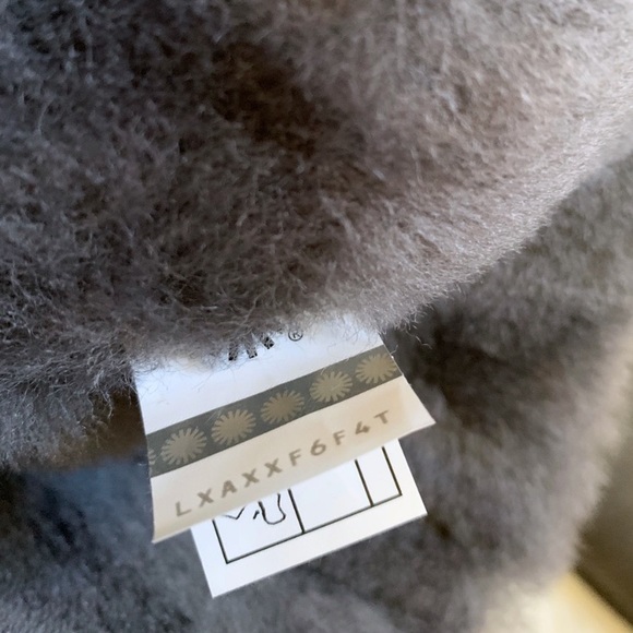 UGG Grey Bailey Button Triplet II Boots - Picture 7 of 7